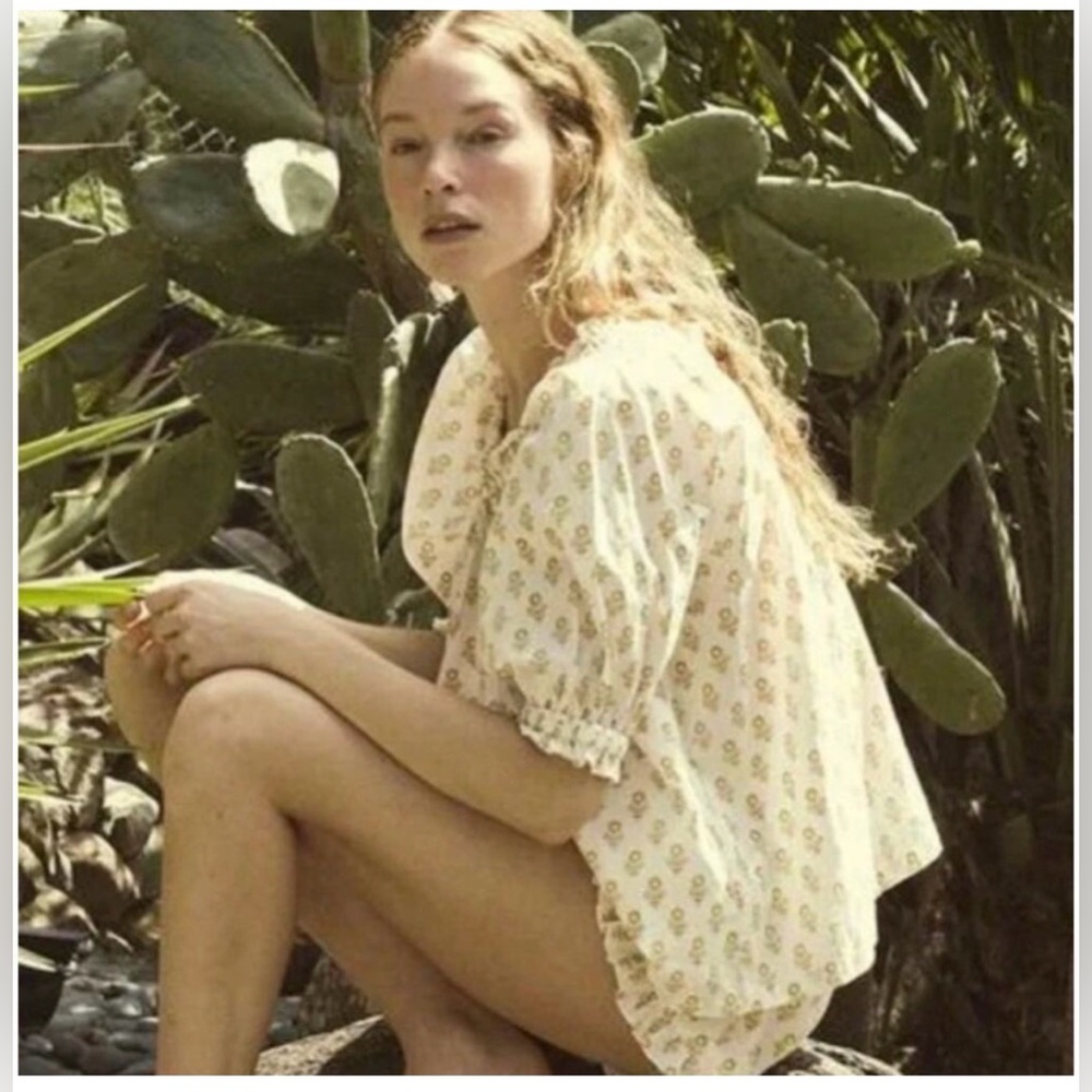 SOLD - Doen Shore Top with Gold Sunflower Block-print. Size XXS